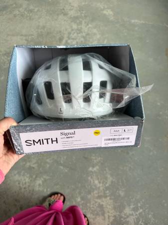 Smith cycling helmet 1