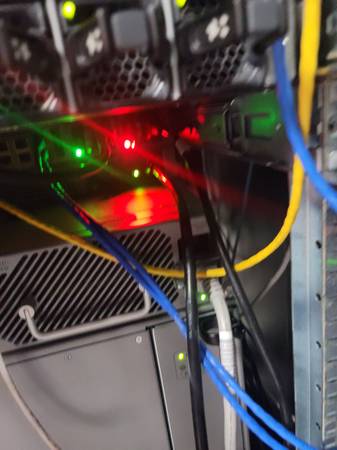 💻 Experienced IT & Tech Support | Remote & On-Site 1