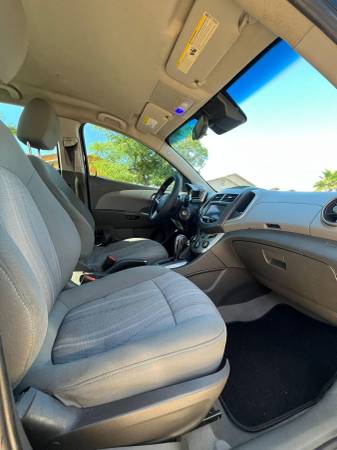 2014 chevrolet sonic lt - $4,900 (east valley)63612839540483124