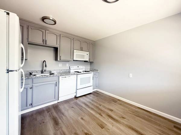 $1,421 / 1br - UNIDAD DE UN DORMITORIO DISPONIBLE (campbell)63826176251651123