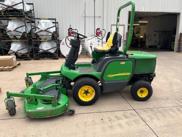 JOHN DEERE 1435 W/72" DECK 1