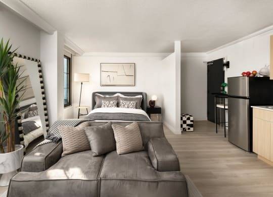 $1,410 / 420ft2 - Terraza con vista a la ciudad, Salón social Emerson, Salón Sky (301 W Lombard St , Baltimore, MD)63694482935171120