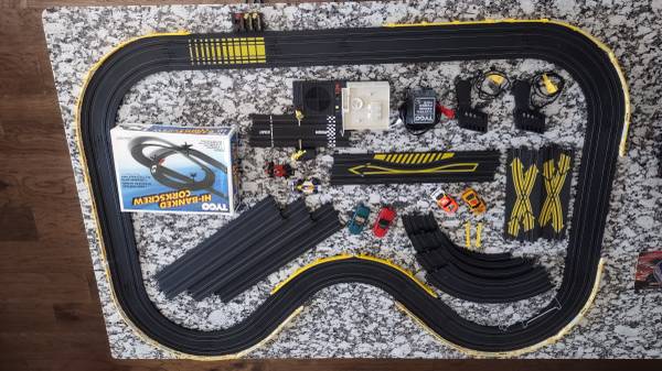 Tyco Race Track and Cars 1