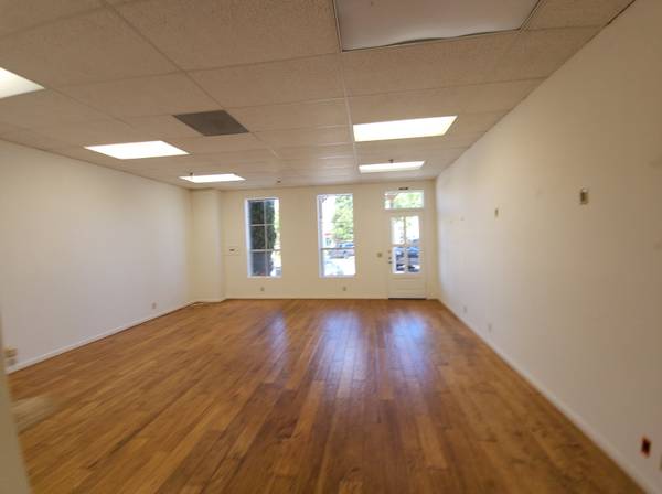 Commercial Retail Space available in downtown Santa Ynez 1