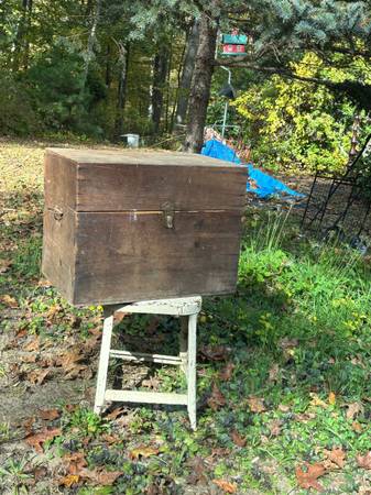 Old wooden shipping box. 1