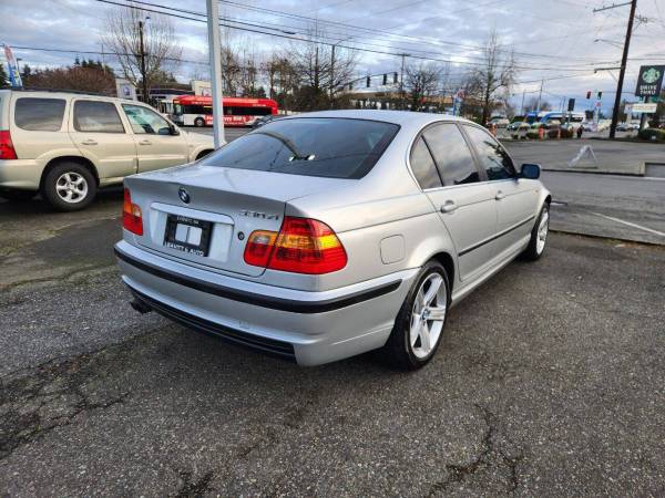 2003 BMW 3 Series AWD All Wheel Drive 3-Series 330xi  4dr Sedan Sedan - $7,999 (Leavitt Auto Sales)63623525059457124