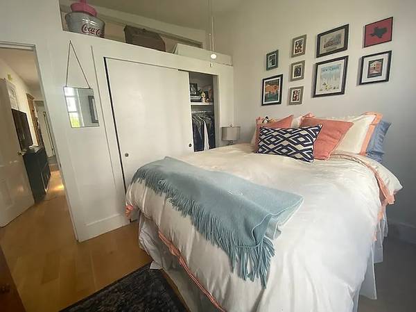 $6,495 / 3br - Favorable New York Sublet! Lower East Side. from Oct through next year (Lower East Side)63854288074241120