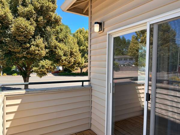 $1,395 / 1br - 632ft2 - 💰 NEW LOWER PRICE | 1x1 | W/D In Unit 🤑 (Beaverton)63831398336257123