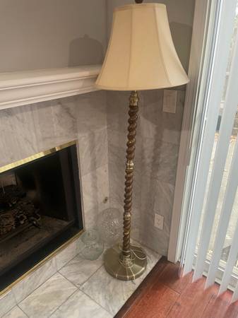 floor lamp 1
