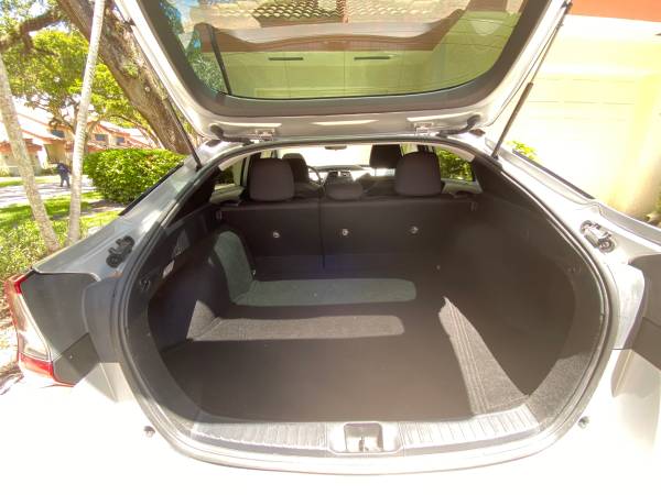 Toyota Prius LE 2022 for sale - $25,000 (Hollywood)63470424816899123