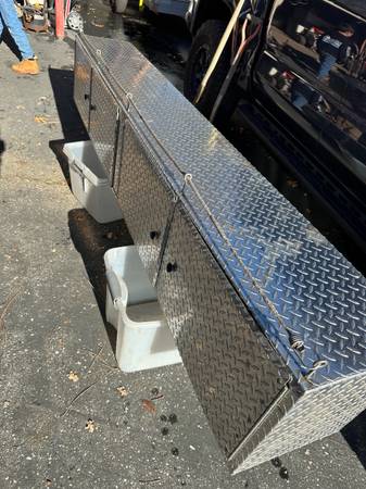 Aluminum Diamond Plate Truck Bed Tool Cabinet 1