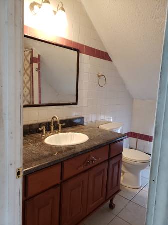 $630 / 4br - 1300ft2 - A room available now for rent all unities include free wifi (Edgewood-JWU Harborside)63984238674818122