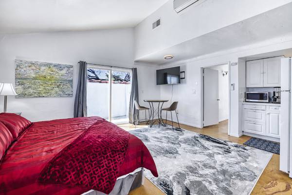 $1,100 / 1br - 700ft2 - 1 habitación 1 baño , solo queda 1 unidad #3 (Desert Hot Springs)63668337182849121