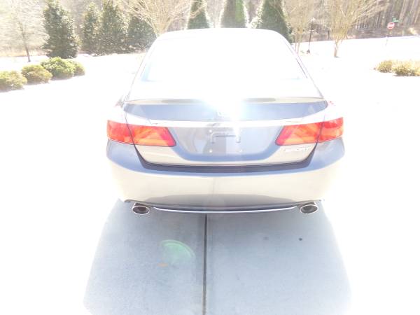 2015 honda accord sport 4cyl 6spd stick 1 owner(215K)hwy mi sharp%% - $6,995 (riverdale)63621042129027123