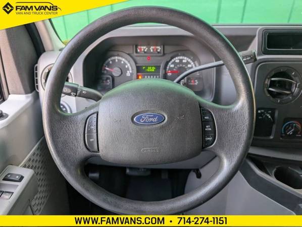2013 Ford E-150 - Photo 15
