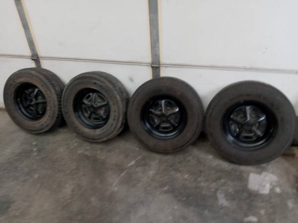 14x7 Magnum 500 Wheels and Tires 1
