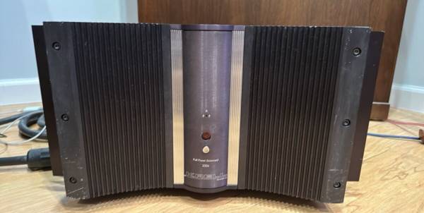 Krell FPB-200c Solid State Dual Monaural Power Amplifier 1