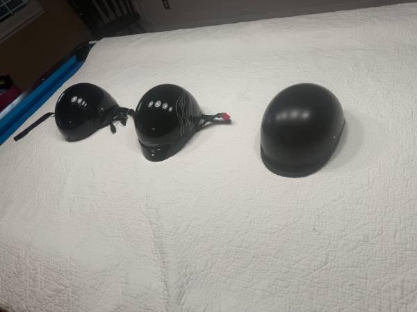 3 harley-davidson helmets 1