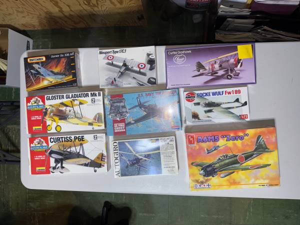 Plastic model kits 1