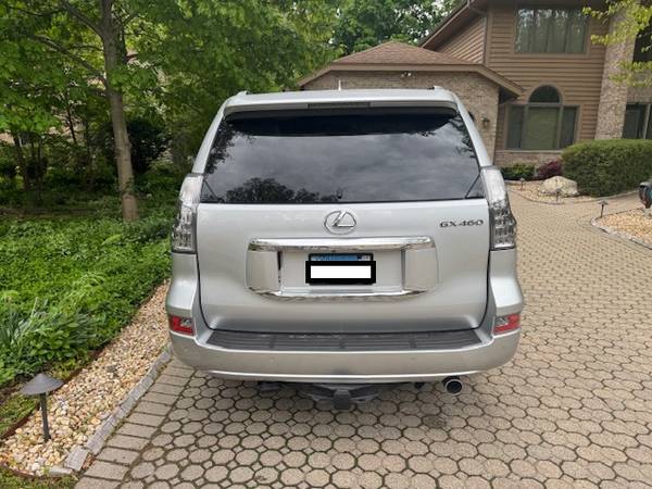 2016 Lexus GX460 Silver/ECRU AWD - $25,199 (PALATINE)63618949868929123