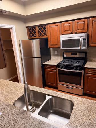 2 Bed 2 Bath FOUR WEEKS FREE - West Plano 1