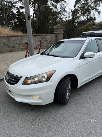 Honda Accord EX-L (V6) - $11,000 (pacific heights)63470421757313122