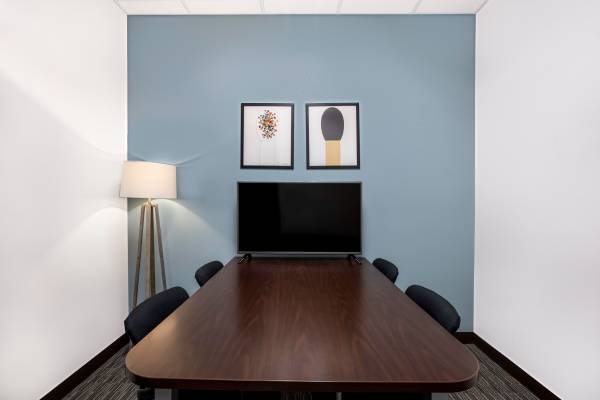 $129 Co-Working Space for Professionals - Affordable & Flexible Terms $129 (Farmington)63670955382275124