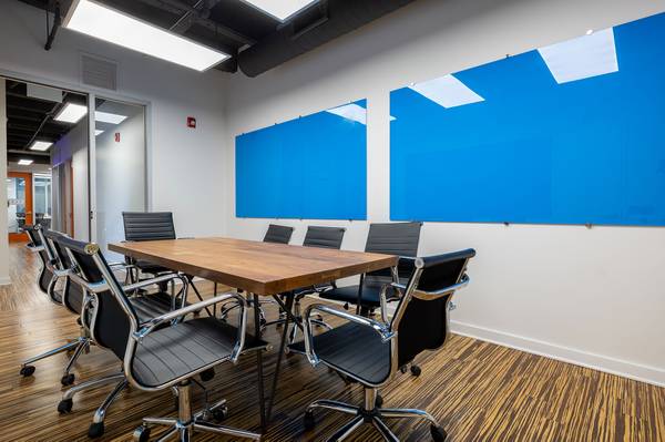 $599 Office Space Available - Perfect for Teams of 1-10 (West Loop)63918413700354124