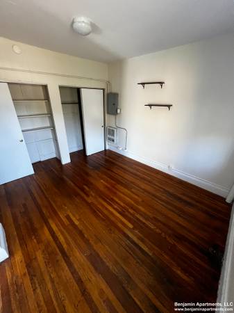 $1,945 ▶¡SIN COMISIÓN! ESTUDIO CON 1 baño. ¡AMIGABLE CON GATOS! CALEFACCIÓN Y AGUA CALIENTE INCLUIDAS (Brighton)63699507237763123