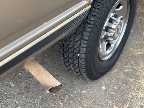 Chevrolet 2500, cama larga de servicio pesado, ¡MUY POCOS KILÓMETROS! - $5.985 (Eureka)63470787015427124