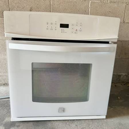 27 Inch Kenmore Single Wall Oven ,790.48782901 ,White ,Used , 131304 1