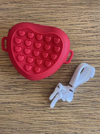 NEW HEART Pouch with belt clip/Strap for waist/cross over 1