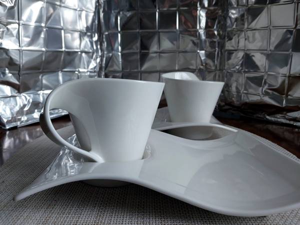 Villeroy & Bochニューウェイブ　スープカップ＆プレート【未使用品】 Villeroy & Boch NewWave Caffè Set for 2 – Cups & Party Plates / 2