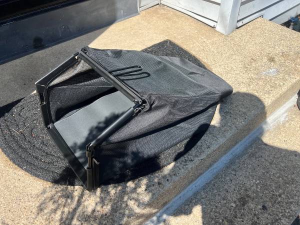 BRAND NEW BAG & FRAME FOR MTD CRAFTSMAN TROY BILT CUB CADET YARD MACHI 1