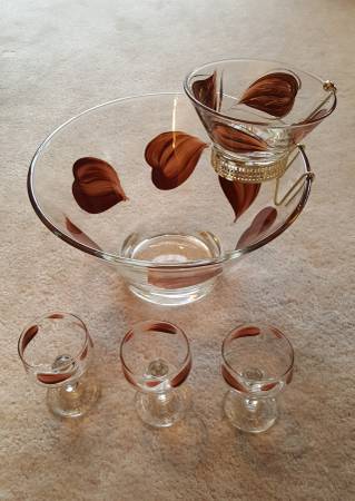 Retro Anchor Hocking Enchant Ware Chip and Dip Bowl Set with Glasses 1