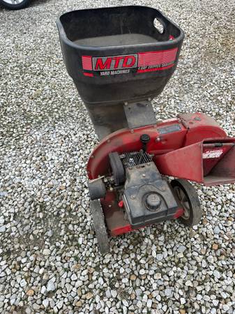 MTD Chipper Shredder 1