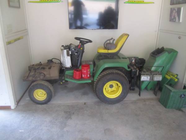 John Deere lawn tractors wanted 1