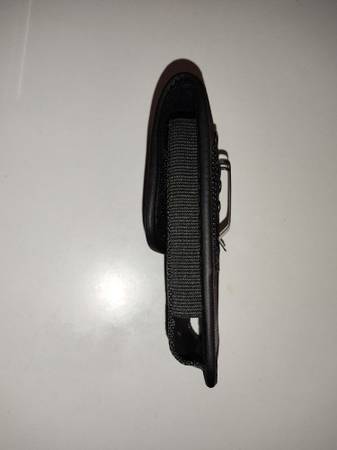 Funda para teléfono celular con clip para cinturón y argolla en venta - $5 (Los Ángeles)63471471646467122