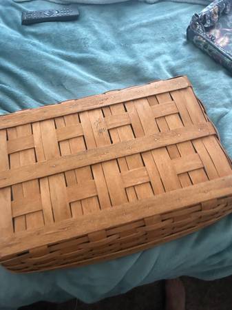 Longaberger basket, tray and cozie - $25 (Bellingham)63435861805699122
