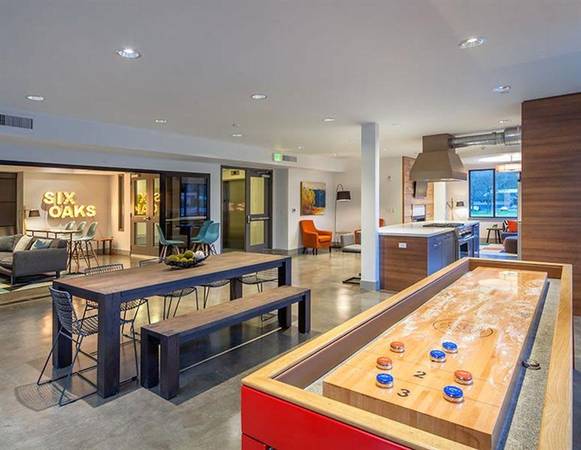 $1,799 / 1br - 590ft2 - Impeccable 1 BR/1 BA Loft-Style Apartment, Italian Bistro On-Site (Bothell)63850755457283122