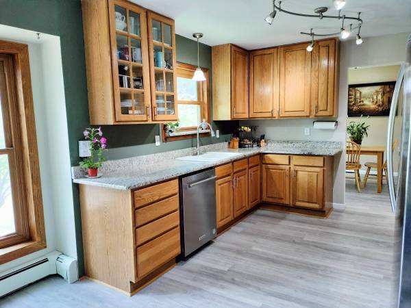 $850,000 / 4br - 2850ft2 - Casa de 4/4 con casa en el árbol gigante y taller (subdivisión Canterbury)63687101545857122
