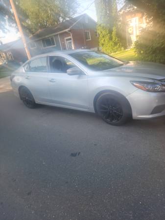 Nissan altima - $7,500 (ⁿSilver Spring)63616289561089121