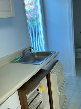 $1,175 / 1024ft2 - FALL SPECIAL-5 Room Office Suite-US 41-CAM included (COBB/MARIETTA)63964397970819124