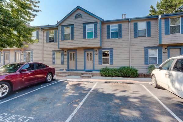 $1750.00 / 3br - 1495ft2 - Spacious Updated Townhome in Gated Community63686763653635120