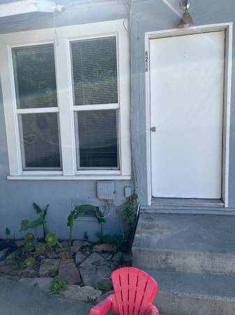 2 bed/1bath section 8 accepted includes water and garbage 1