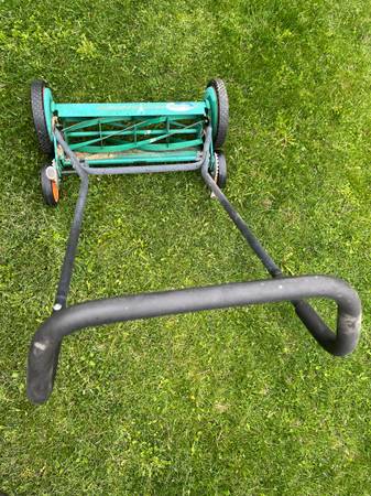 Scott Push Lawnmower 1