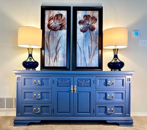 🔆🔆STUNNING BLUE BROYHILL dresser/buffet/sideboard/dining server/tv stand/c 1