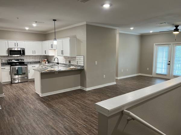 $1,743 / 2br - 1528ft2 - ✨ Luxury 2 Bed / 2 Bath Apartment w/ Attached Garage – Ready Now! ✨ (Lafayette)63857517565955121