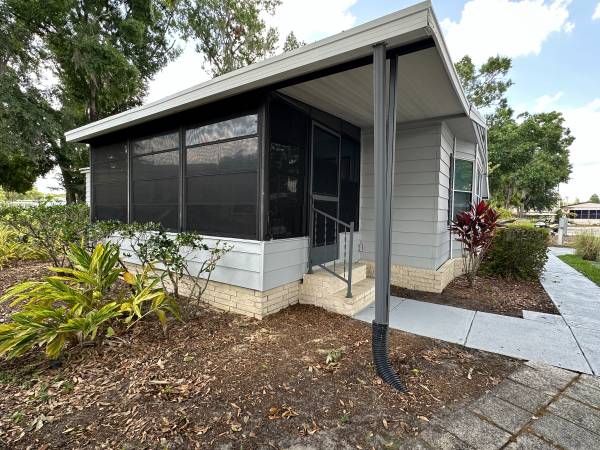 $75,000 / 2 habitaciones - 1170 pies² - Sun Homes en Ariana Village (Tampa)63348337546371121