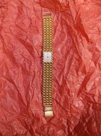 Vintage Ladies Longines Quartz Watch - $685 (Fort Worth)63471287816579121